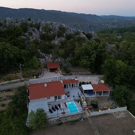 Villa Zrinka **** Svinisce ภายนอก รูปภาพ