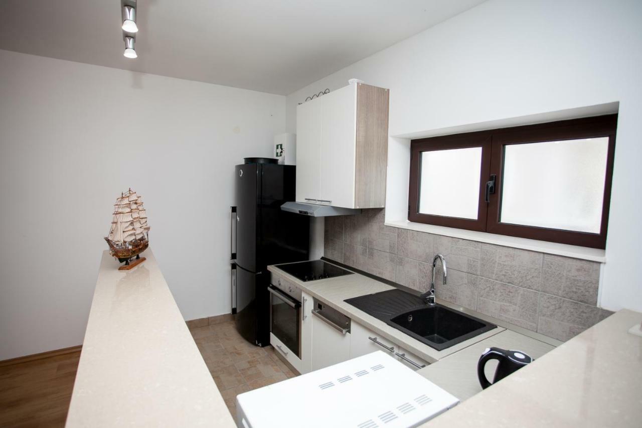 Villa Zrinka **** Svinisce ภายนอก รูปภาพ