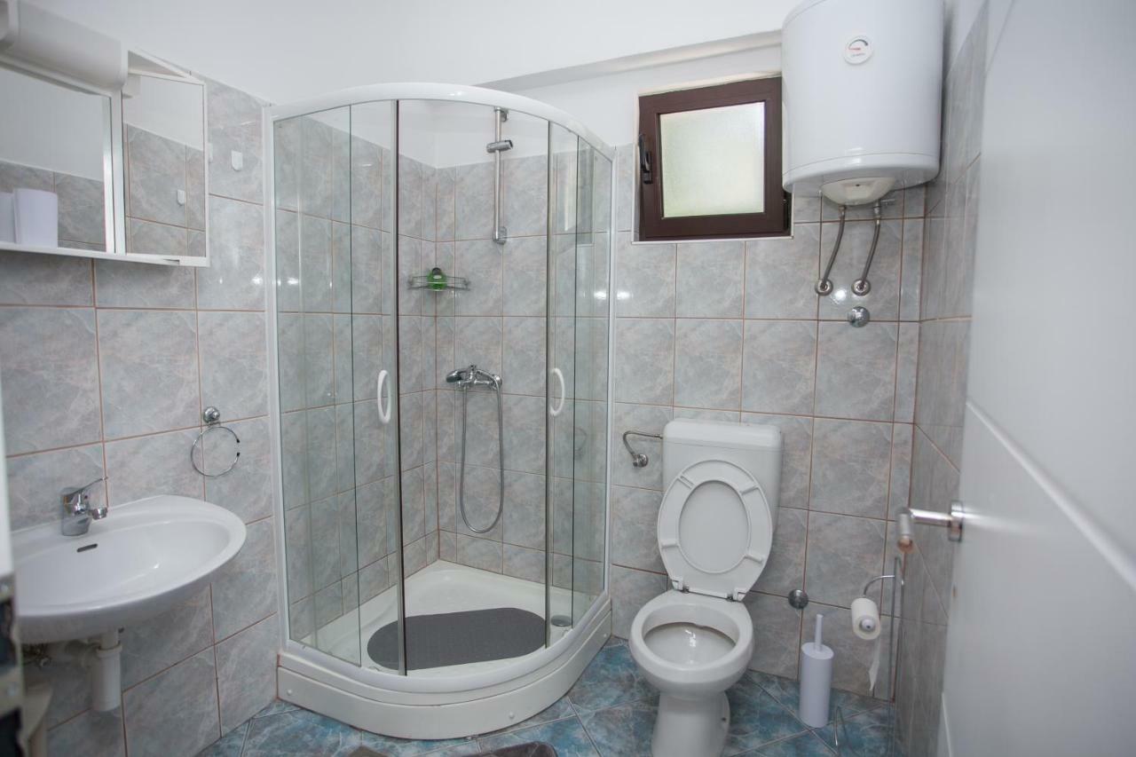 Villa Zrinka **** Svinisce ภายนอก รูปภาพ