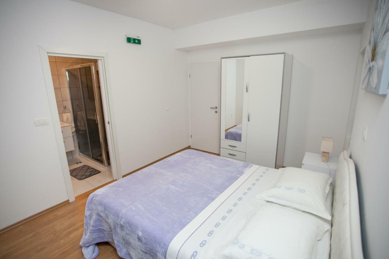 Villa Zrinka **** Svinisce ภายนอก รูปภาพ