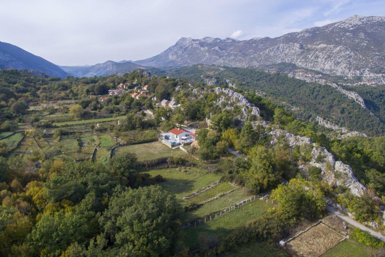 Villa Zrinka **** Svinisce ภายนอก รูปภาพ